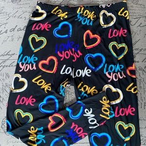 Love And Hearts Buttercream Leggings Plus